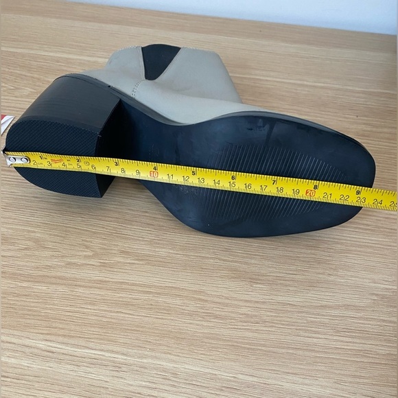 Shellys London Gray Leather Lovenia Chunky Square Toe Block Heel Chelsea… - Picture 8 of 8